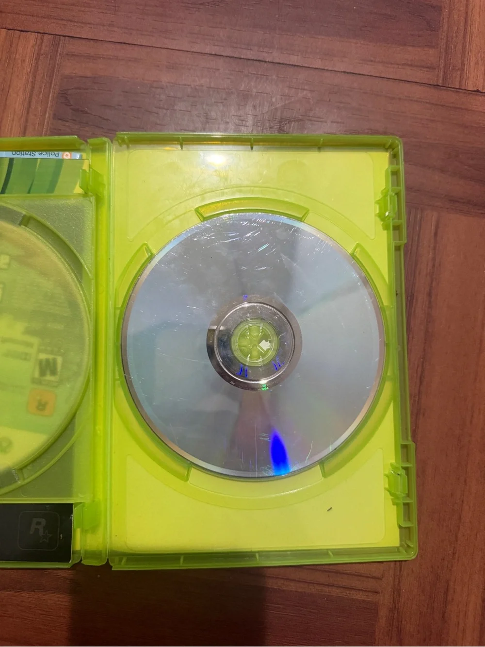 Grand Theft Auto V - Xbox 360 Green Case by Rockstar